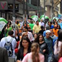 Brasil tem mais de 206 milhões de habitantes, segundo o IBGE