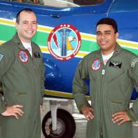 Dois oficiais da FAB morrem em acidente com avião da Esquadrilha da Fumaça
