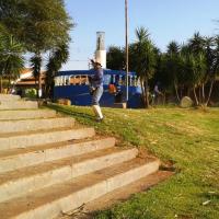 Mutirão de limpeza urbana chega à Praça do Padre Cícero