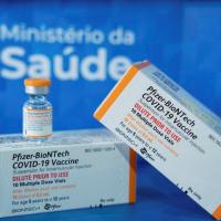 Mais 1,8 milhão de doses pediátricas contra a Covid-19 desembarcam no Brasil