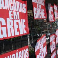 Bancos devem garantir serviços essenciais durante a greve