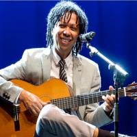 Djavan recebe prêmio de melhor cantor em votação com júri popular